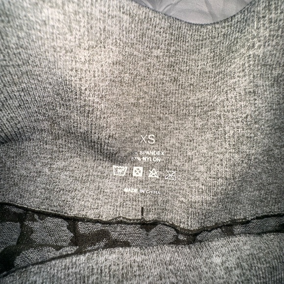 NVGTN Grey/Green Animal Print High-Rise Leggings Size XS - Picture 3 of 5